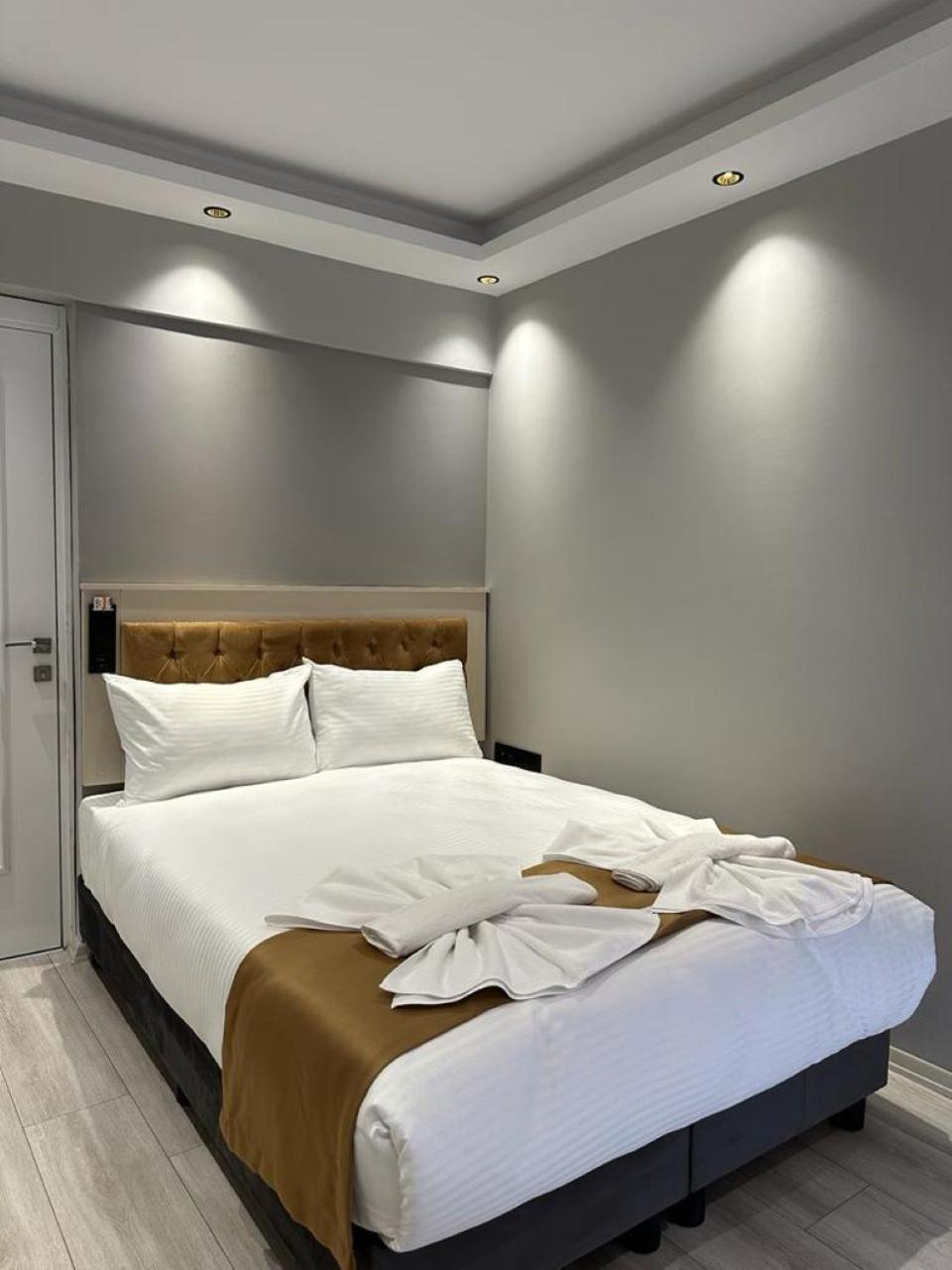 Sareban Hotel อิสตันบูล ภายนอก รูปภาพ